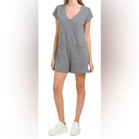 Madewell Gray V-Neck Romper - Picture 1 of 7